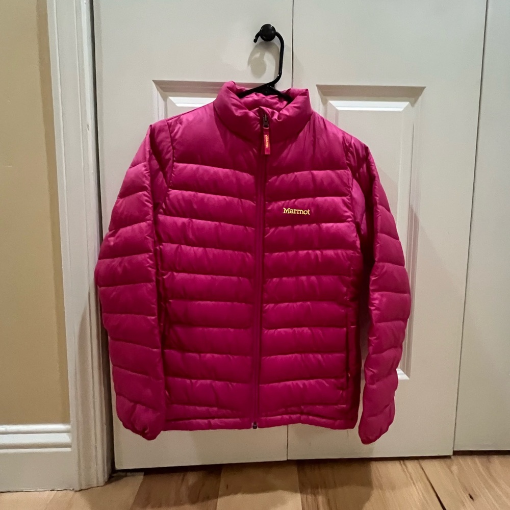 Marmot pink puffer